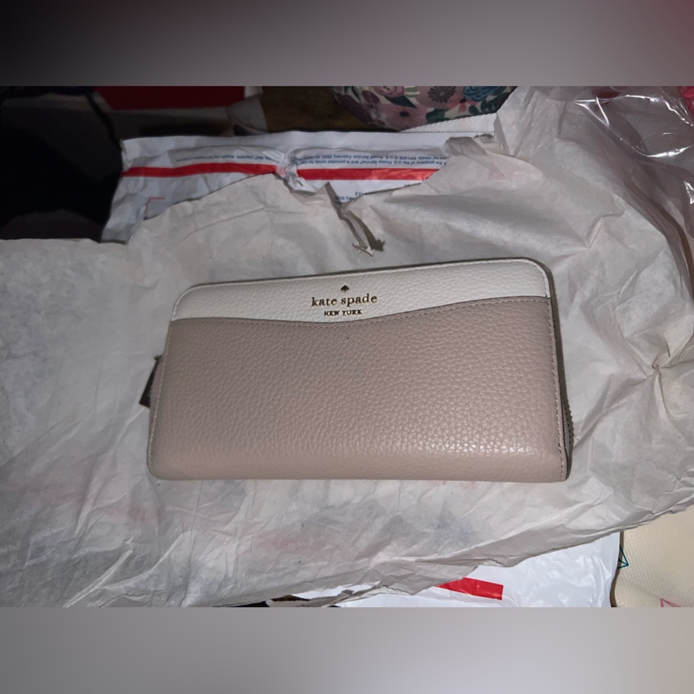 Kate Spade Staci Color block large continental wallet